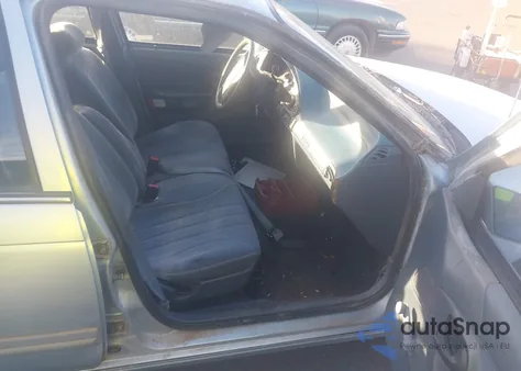 1993 Ford Taurus Gl z USA, uszkodzony, nr VIN 1FACP57U7PG260644